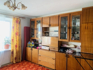 2-Zimmer-Wohnung zum Verkauf in der Nadvirnyanska-Straße