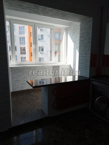 Prodazh_dvokimnatnoyi_kvartyry_z_remontom_po_vulytsi_Mykolaichuka_poruch_Arsenu_23770_1_1746516225.jpeg