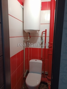 Prodazh_dvokimnatnoyi_kvartyry_z_remontom_po_vulytsi_Mykolaichuka_poruch_Arsenu_23770_3_1746516226.jpeg