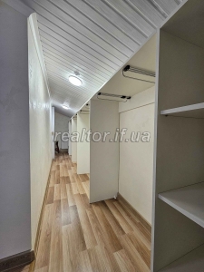 Prodazh_dvorivnevoyi_kvartyry_z_remontom_ta_meblyamy_v_novobudovi_po_vulytsi_Yevropeiska_23789_2_1747131077.jpeg