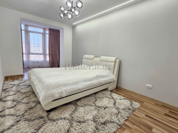 Prodazh_dvorivnevoyi_kvartyry_z_remontom_ta_meblyamy_v_novobudovi_po_vulytsi_Yevropeiska_23789_33_1747131084.jpeg
