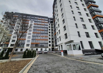 Wohnung zum Verkauf und Parkplatz in der Wohnanlage Lipskaya Tower