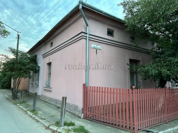 Prodazh_kvartyry_v_chasnomu_sektori_iz_spilnoyu_prybudynkovoyu_zemelnoyu_dilyankoyu_22563_1_1692260293.jpeg