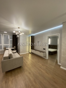 Wohnung zum Verkauf in der neuen Wohnanlage Parkova Aleya neben dem Fluss Bystrytsia