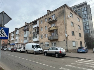 Wohnung zum Verkauf im zentralen Teil der Stadt in der Lenkavskogo-Straße