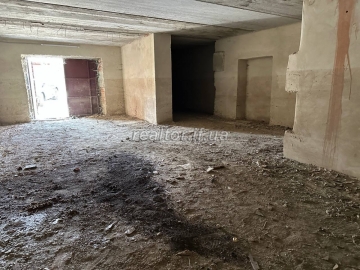Prodazh_kvartyry_v_spalnomu_raioni_mista_iz_harazhem_ta_komoroyu_23291_13_1726236978.jpeg