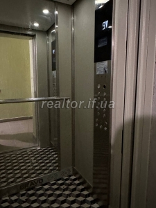 Prodazh_kvartyry_v_spalnomu_raioni_mista_iz_harazhem_ta_komoroyu_23291_2_1726236975.jpeg