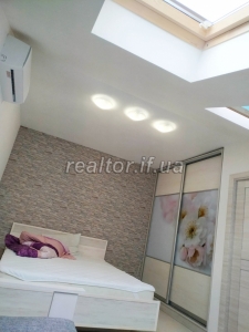 Apartment for sale in the city center on Vysochana Street - Prykarpattransgaz district