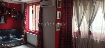 Apartment for sale in a quiet neighborhood Pasichna on the street Chemists