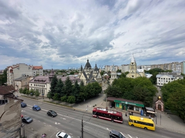 Prodazh_kvartyry_v_zdanomu_obzhytomu_budynku_po_vulytsi_Nezalezhnosti_23857_13_1748955675.jpeg