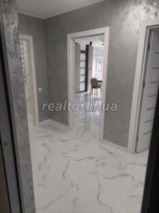 Prodazh_kvartyry_v_zhytlovomu_kompleksi_komfort-klasu_v_tsentralnii_chastyni_mista_23749_12_1746002990.jpeg