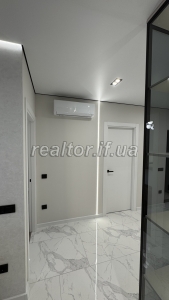 Prodazh_kvartyry_z_dyzainerskym_yevroremontom_v_novomu_zhytlovomu_kompleksi_Family_Plaza_23783_6_1747039994.jpeg