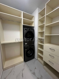 Prodazh_kvartyry_z_dyzainerskym_yevroremontom_v_samomu_tsentri_mista_v_novomu_zhytlovomu_kompleksi__23767_9_1746434009.jpeg