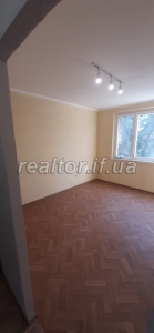 Prodazh_kvartyry_z_kosmetychnym_remontom_v_tsentralnii_chastyni_mista_22702_3_1698747014.jpeg