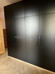 Prodazh_kvartyry_z_remontom_meblyamy_ta_tekhnikoyu_v_novobudovi_po_vulytsi_Stusa_23723_9_1745403549.jpeg