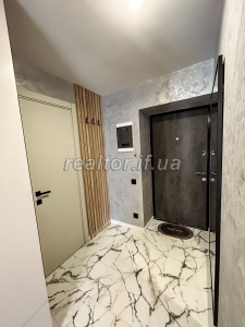 Prodazh_kvartyry_z_remontom_ta_meblyamy_po_vulytsi_Chornovola_23739_7_1745836887.jpeg