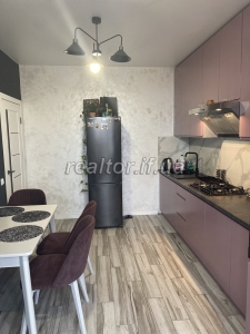 Prodazh_kvartyry_z_remontom_ta_meblyamy_po_vulytsi_Dem«yaniv_Laz_23748_18_1745999457.jpeg