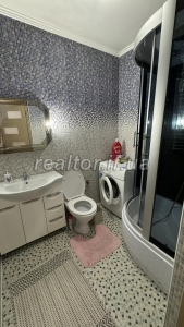 Prodazh_kvartyry_z_remontom_ta_meblyamy_v_tsentralnii_chastyni_mista__23696_4_1744618861.jpeg