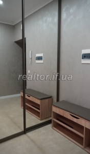 Prodazh_kvartyry_z_remontom_ta_tekhnikoyu_v_novomu_zhytlovomu_kompleksi_po_vulytsi_Natsionalnoyi_Hvardiyi_23736_4_1745828166.jpeg