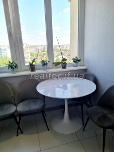 Prodazh_kvartyry_z_remontom_v_novobudovi_po_vulytsi_Nezalezhnosti_poruch_tsentru_mista_23916_19_1751287890.jpeg