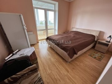 Renovated apartment for sale in an inhabited new building on Khimikiv Street