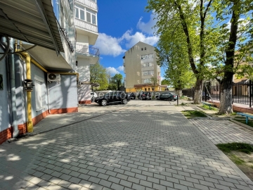 Продаж квартири з ремонтом в центрі міста по вулиці Національної Гвардії