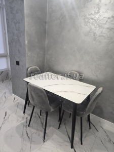 Prodazh_kvartyry_z_yevroremontom_ta_meblyamy_v_tsentri_mista_po_vulytsi_Melnyka_23779_9_1746781863.jpeg