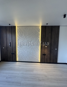 Prodazh_kvartyry_z_yevroremontom_v_novobudovi_nepodalik_tsentru_mista_po_vulytsi_Nezalezhnosti__23762_10_1746181278.jpeg