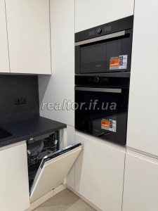Prodazh_kvatyry_z_dyzainerskym_yevroremontom_v_prestyzhnii_lokatsiyi_mista_v_zhytlovomu_kompleksi_Lypky_23761_8_1746179519.jpeg