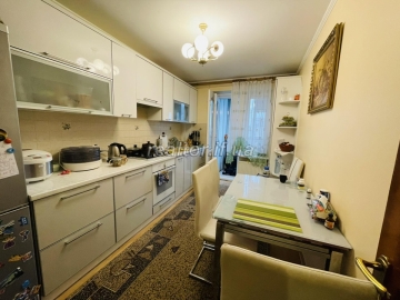 Apartment for sale with repair and autonomous heating near the University of Oil and Gas