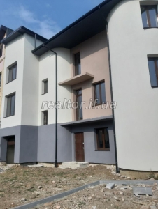 Sale of a newly built semi-detached house without renovation in Krykhivtsi