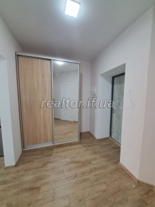 Prodazh_odnokimnatnoyi_kvartyry_velykoyi_ploshchi_v_novomu_zhytlovomu_kompleksi_poruch_miskoho_ozera_23750_2_1746006949.jpeg