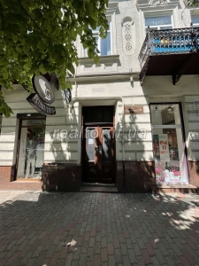 Продажа офисного помещения в центре по улице Мазепы рядом Стометровка