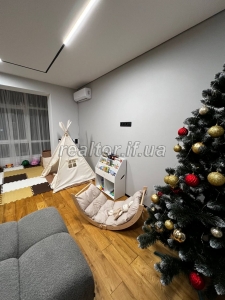 Prodazh_prostoroyi_kvartyry_v_novomu_zhytlovomu_kompleksi_po_vulytsi_Vysochana__23720_18_1745392580.jpeg