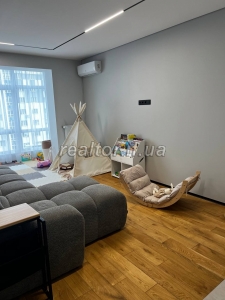 Prodazh_prostoroyi_kvartyry_v_novomu_zhytlovomu_kompleksi_po_vulytsi_Vysochana__23720_48_1745392585.jpeg