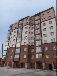Spacious apartment for sale, Yabluneva Street, in a new building