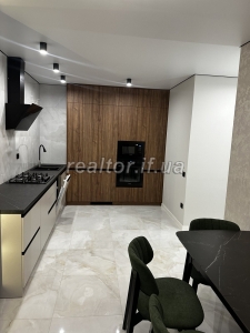 Prodazh_prostoroyi_kvartyry_z_avtorskym_yevroremontom_v_novomu_ta_suchasnomu_zhytlovomu_kompleksi_Family_Plaza_23705_14_1744711601.jpeg