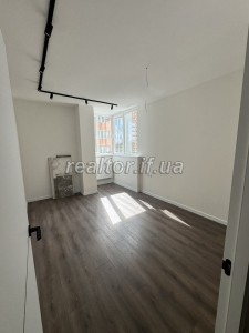 Prodazh_prostoroyi_kvartyry_z_remontom_v_tsentri_mista_po_vulytsi_Belvederska_23716_9_1744797975.jpeg