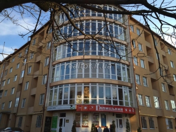 Verkauf von Räumen in Bahnhofsnähe unter dem Bürohotel Hostel