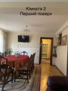 Sale of a private house with a garage in Ivano-Frankivsk