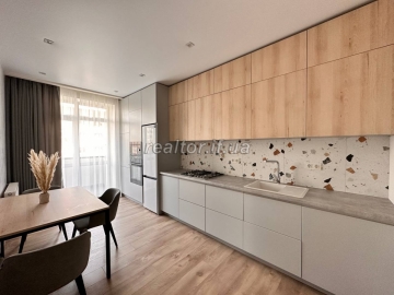 Luxury apartment for sale in the very center of the city near the Town Hall