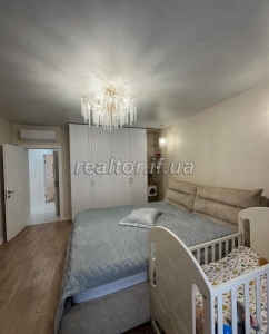 Prodazh_suchasnoyi_kvartyry_z_yevroremontom_v_zhytlovomu_kompleksi_Opryshivska_Sloboda_23719_3_1745395322.jpeg