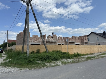 Продаж таунхауса в селі Вовчинець внутрішній по вулиці Героїв Упа