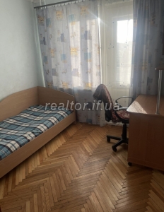 Prodazh_trykimnatnoyi_kvartyry_po_vulytsi_Tselevycha_23927_5_1751883442.jpeg