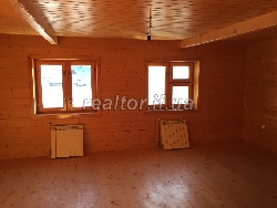 Der Verkauf eines Hauses in celi Kryvopillya
