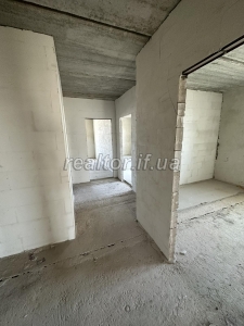Prostora_i_svitla_kvartyra_v_samomu_tsentri_mista_23002_5_1714479260.jpeg