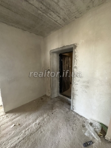 Prostora_i_svitla_kvartyra_v_samomu_tsentri_mista_23002_7_1714479260.jpeg