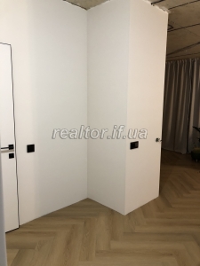 Prostora_kvartyra_z_mozhlyvistyu_zavershyty_remont_na_svii_smak_u_ZhK_Mankhetten_23673_1_1742555350.jpeg