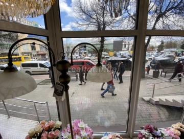 Суборенда приміщення в центрі міста