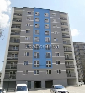 Срочная продажа трех комнатной квартиры в центре города рядом с парком